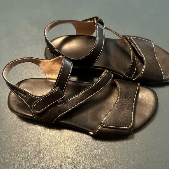 Mephisto Sandals - Picture 2 of 4